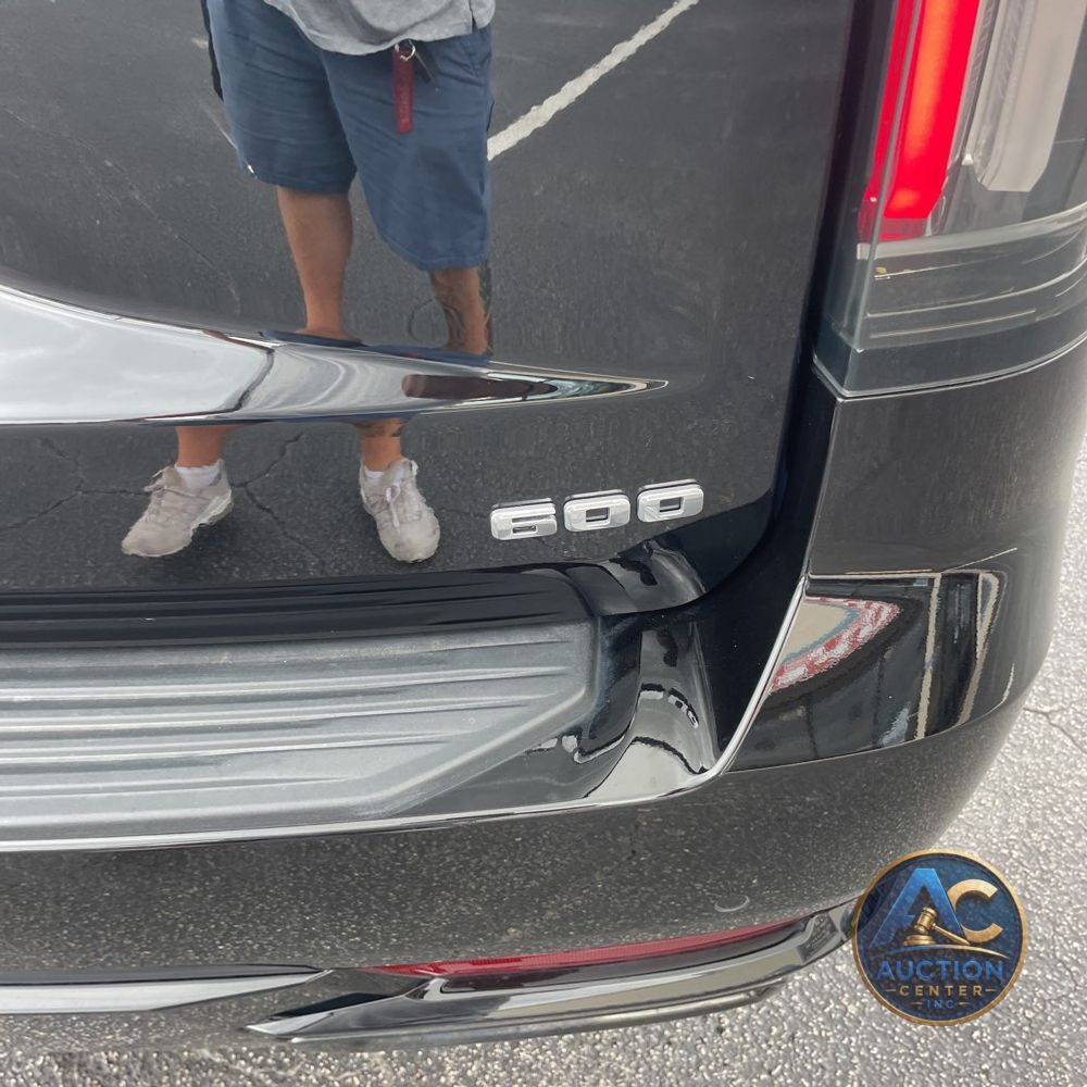 2024 Cadillac Escalade Sport