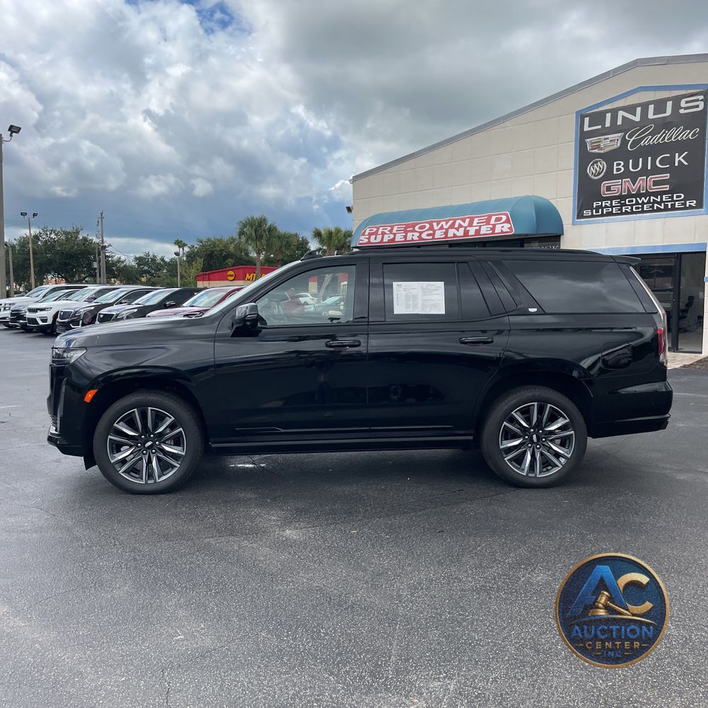 2024 Cadillac Escalade Sport