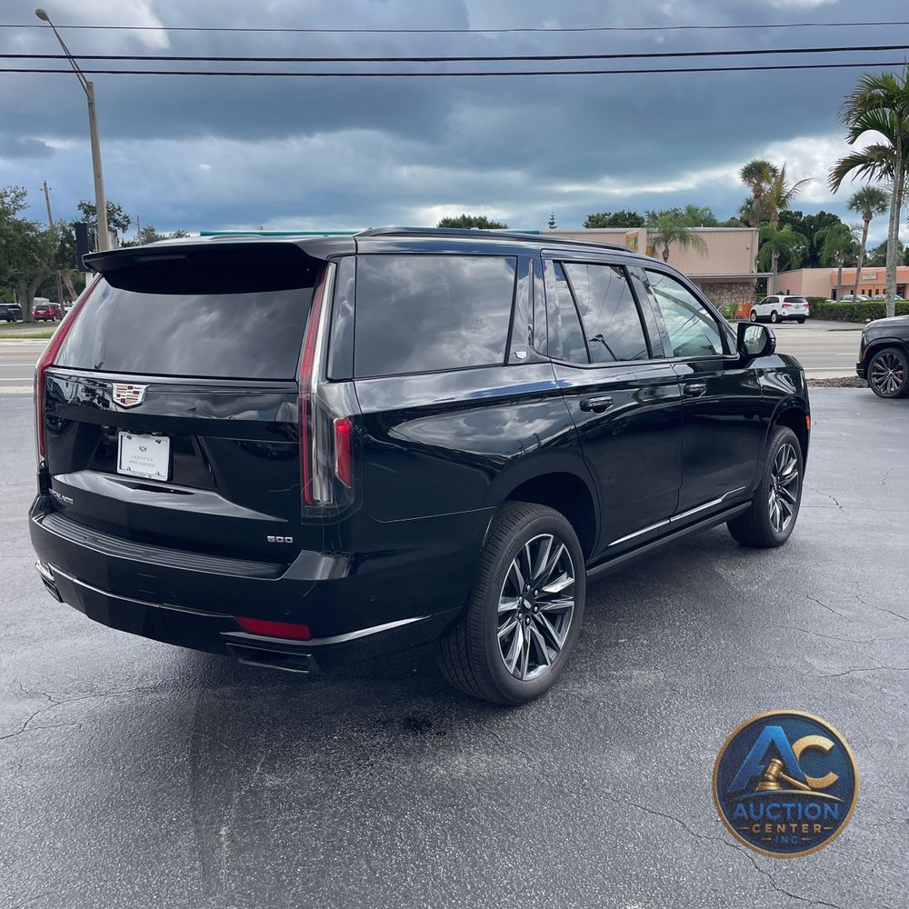 2024 Cadillac Escalade Sport