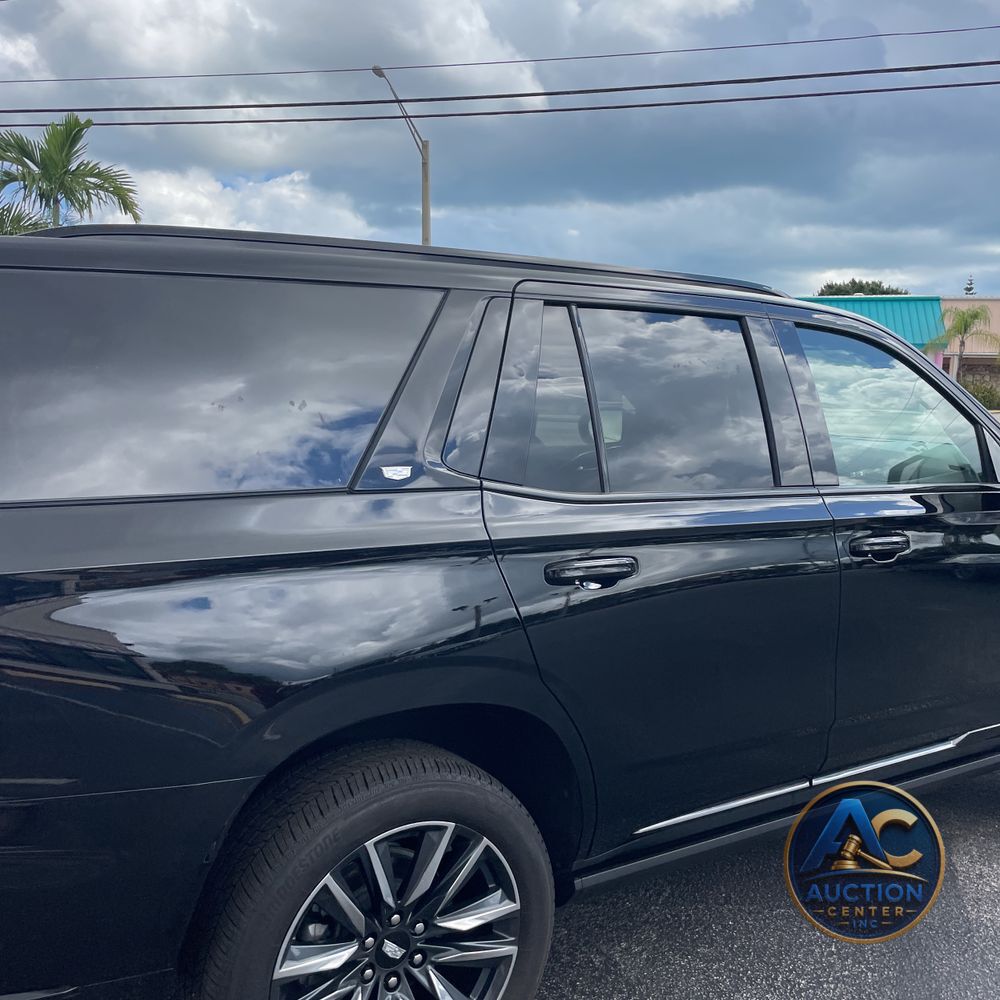 2024 Cadillac Escalade Sport