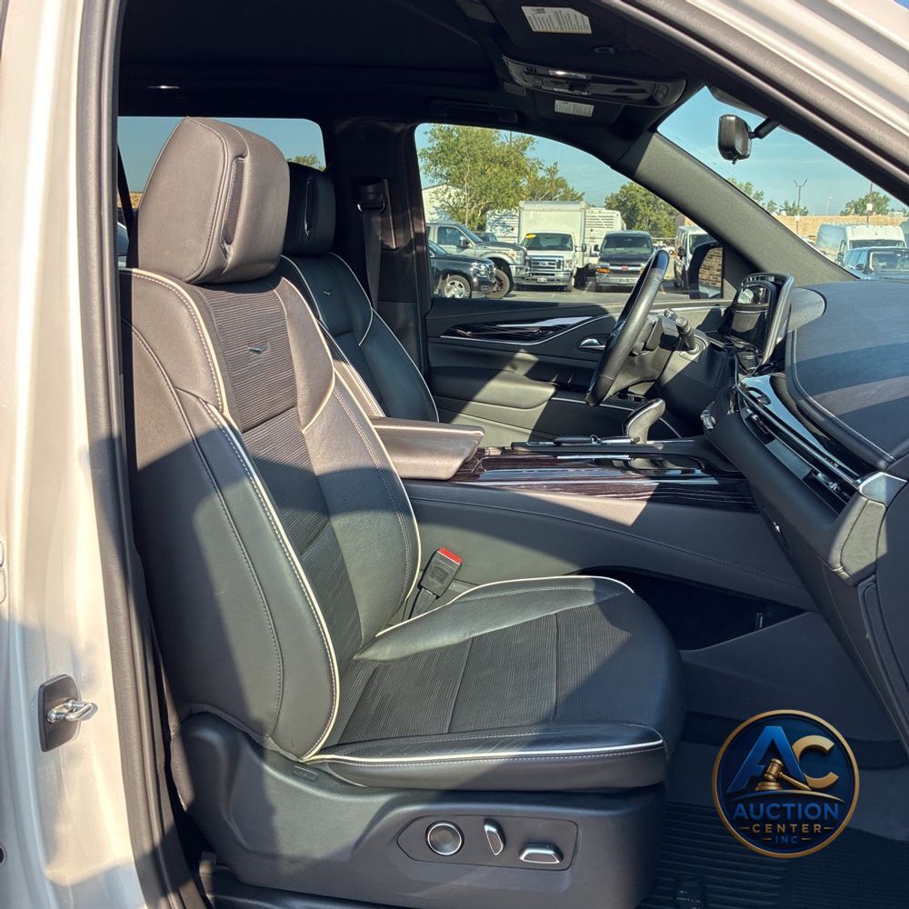 2021 Cadillac Escalade Sport