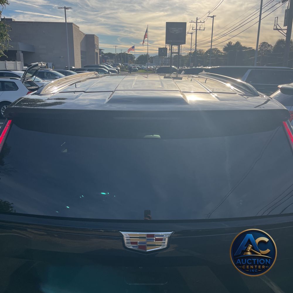 2022 Cadillac Escalade Sport