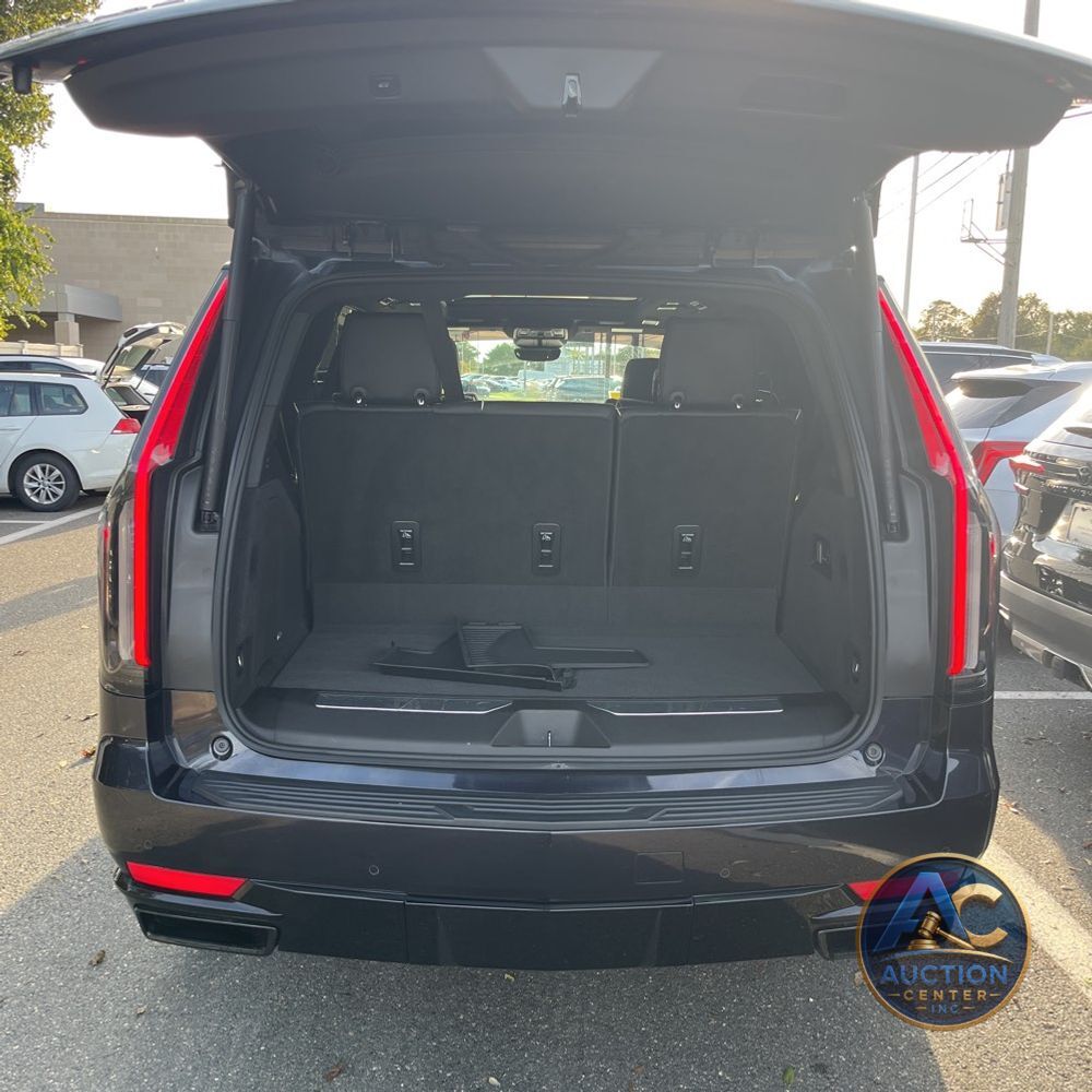 2022 Cadillac Escalade Sport