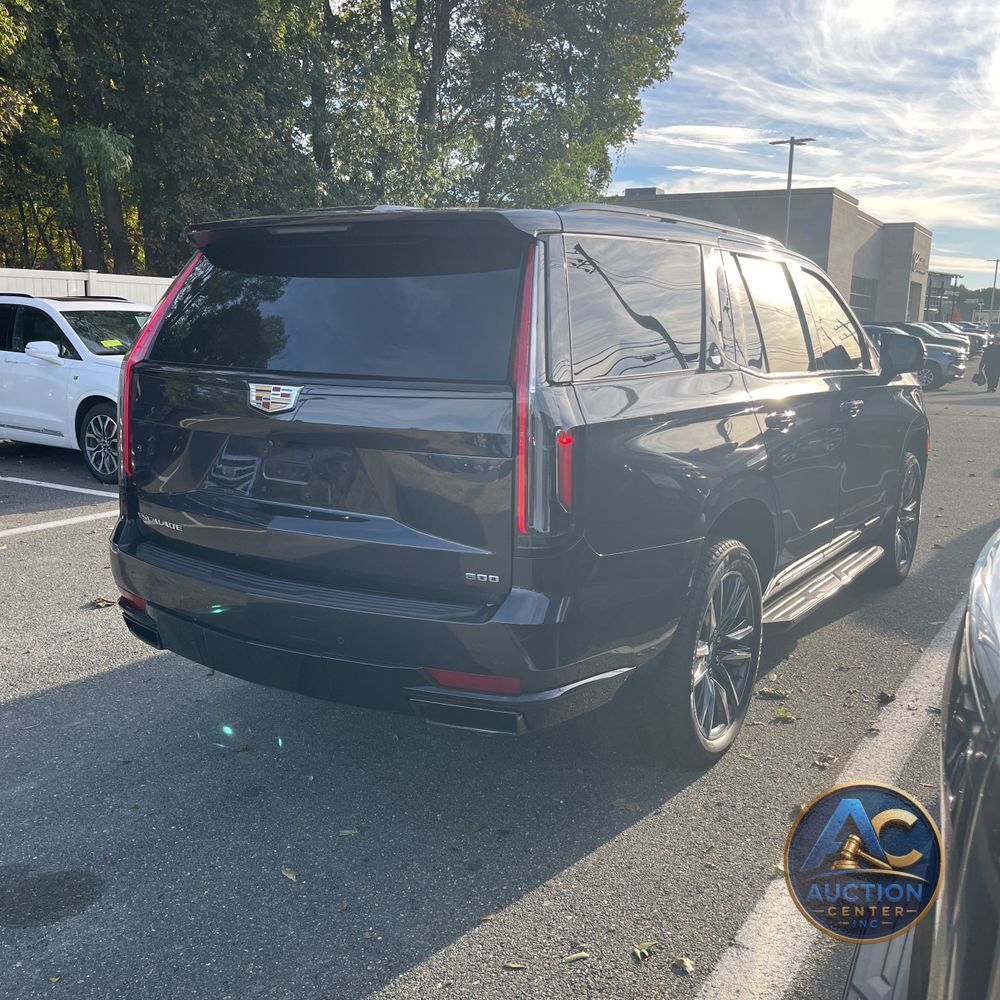 2022 Cadillac Escalade Sport