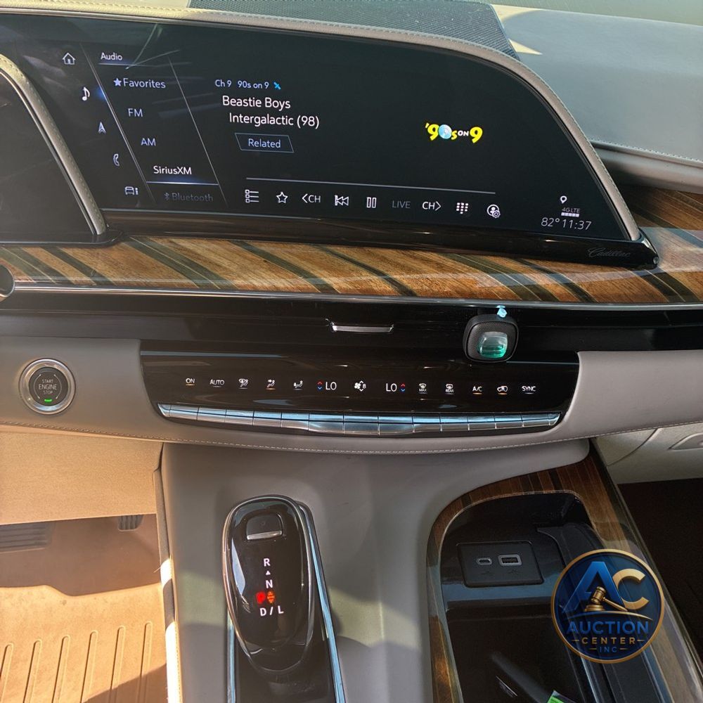 2023 Cadillac Escalade Sport Platinum