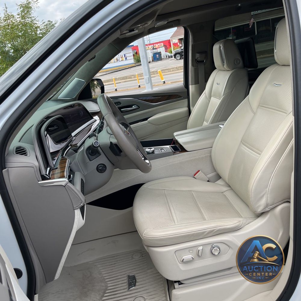 2024 Cadillac Escalade Sport Platinum