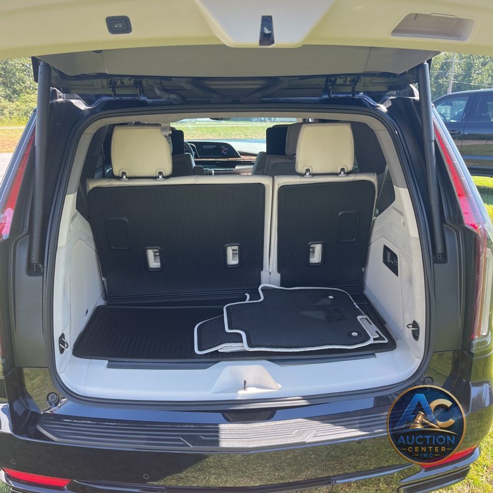 2024 Cadillac Escalade Sport Platinum