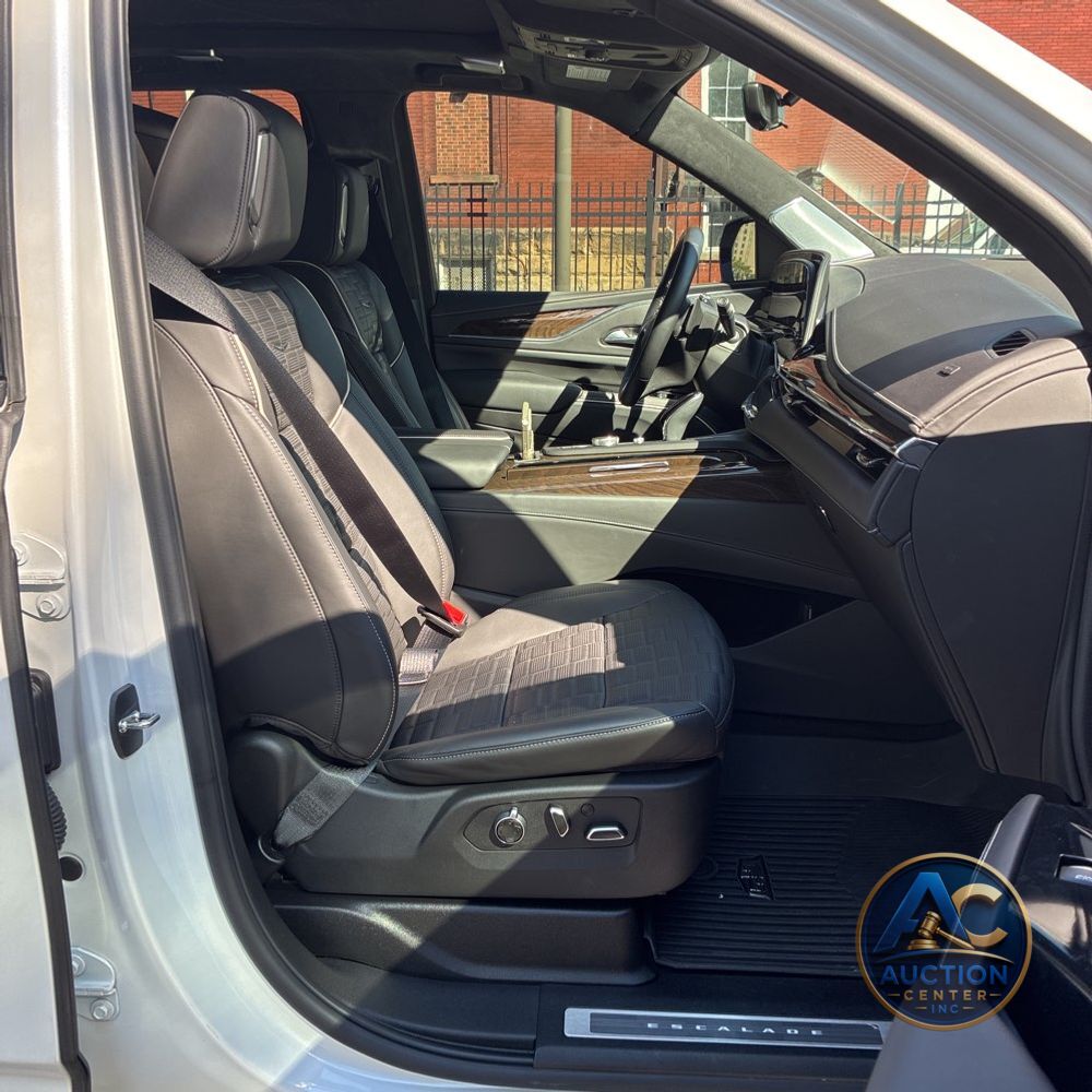 2024 Cadillac Escalade Sport Platinum
