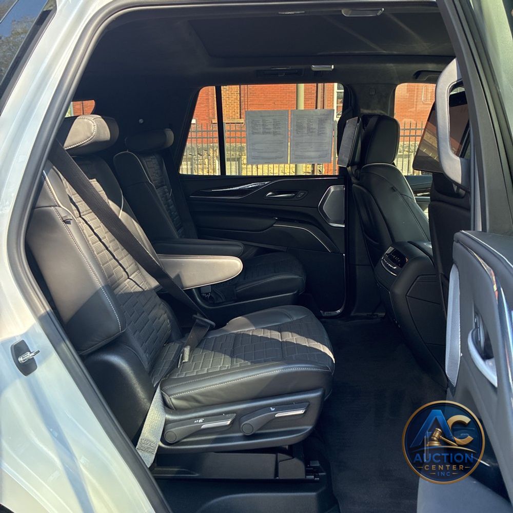 2024 Cadillac Escalade Sport Platinum