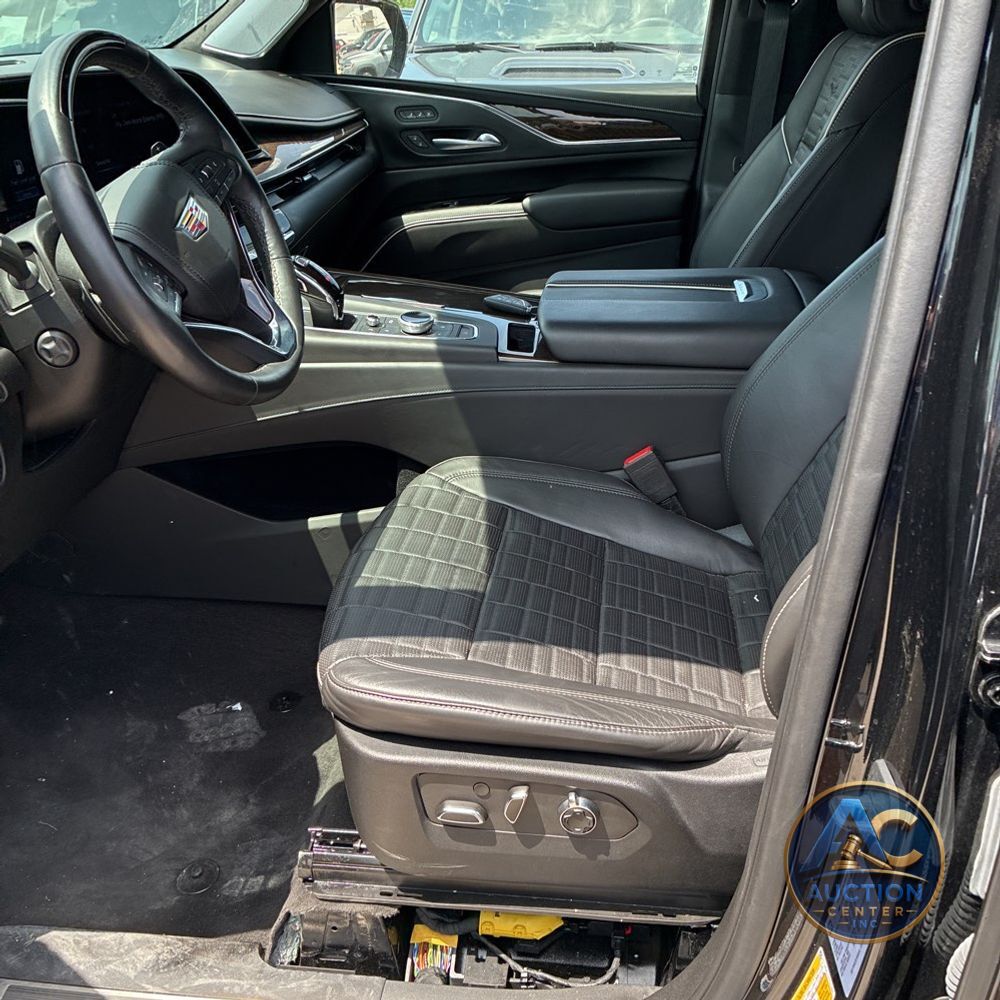 2023 Cadillac Escalade Sport Platinum