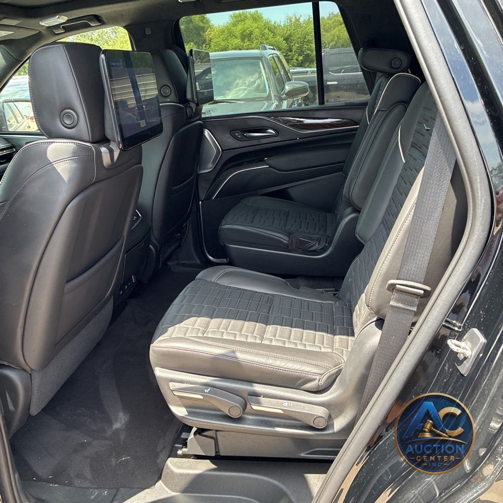 2023 Cadillac Escalade Sport Platinum