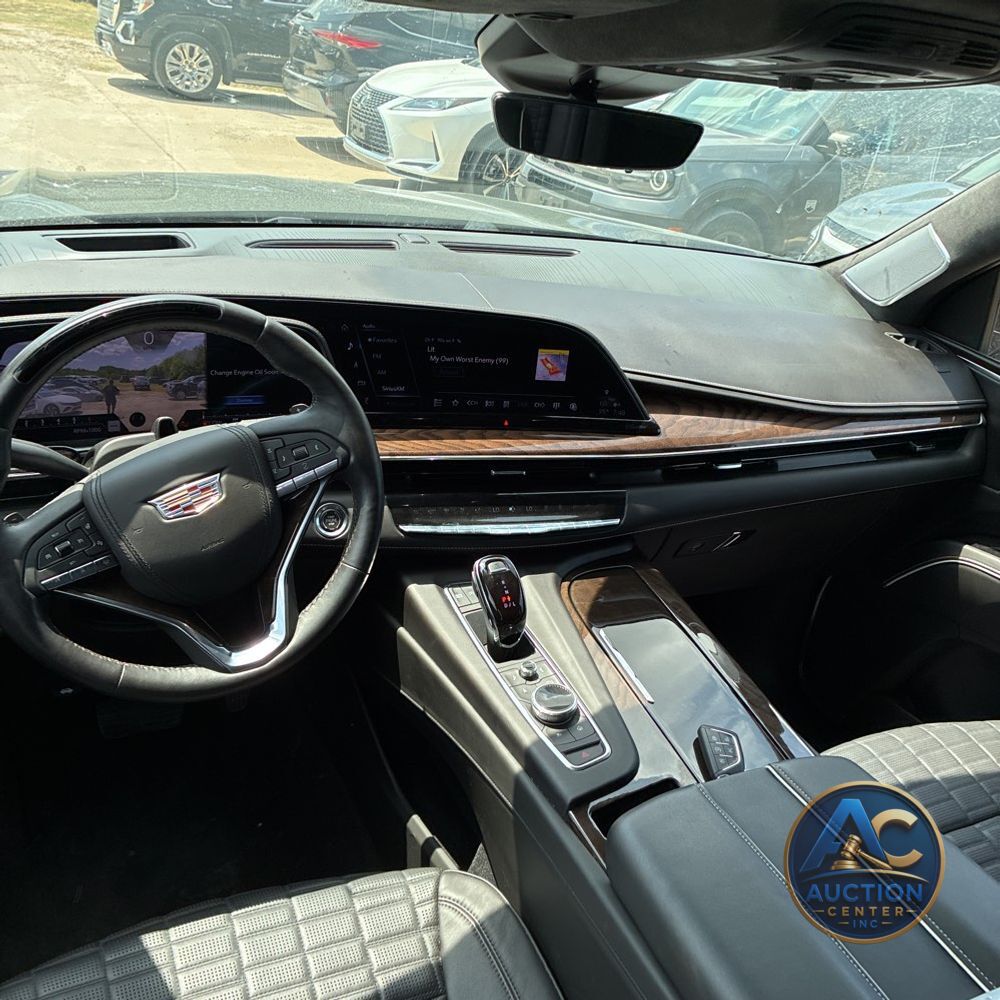 2023 Cadillac Escalade Sport Platinum