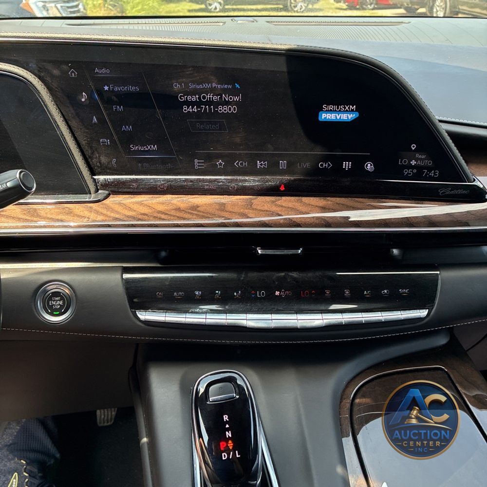2023 Cadillac Escalade Sport Platinum