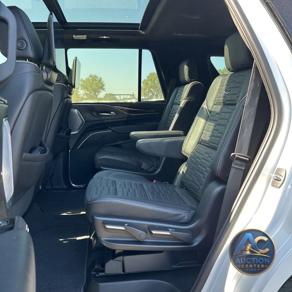 2023 Cadillac Escalade Sport Platinum