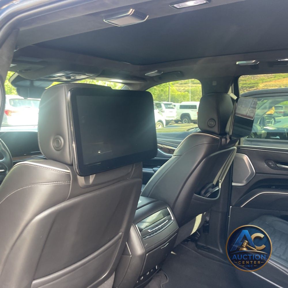2022 Cadillac Escalade Sport Platinum