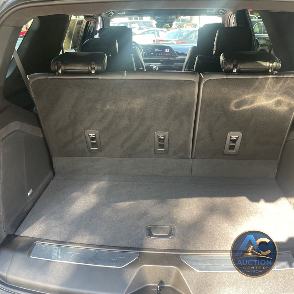2022 Cadillac Escalade Sport Platinum