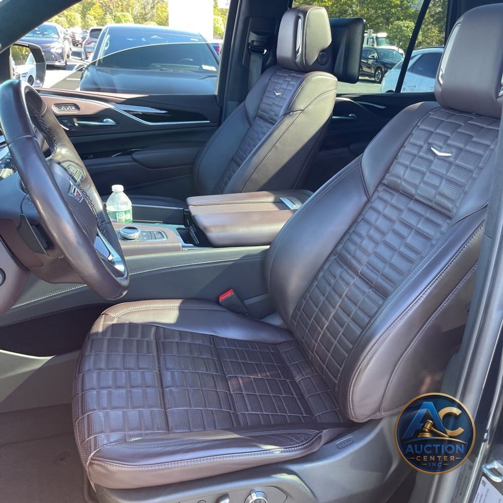 2022 Cadillac Escalade Sport Platinum