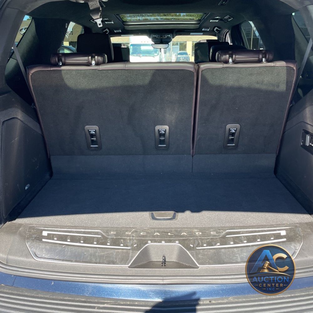 2022 Cadillac Escalade Sport Platinum