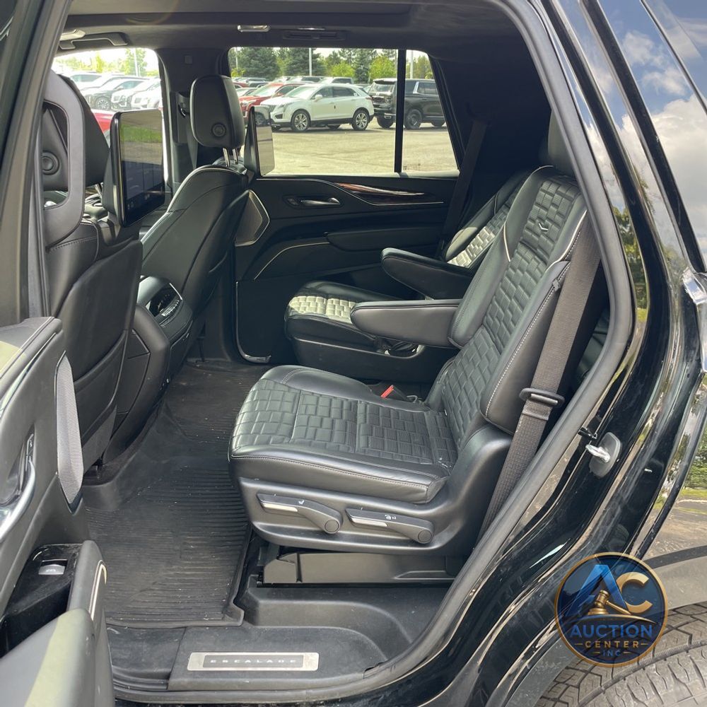 2021 Cadillac Escalade Sport Platinum