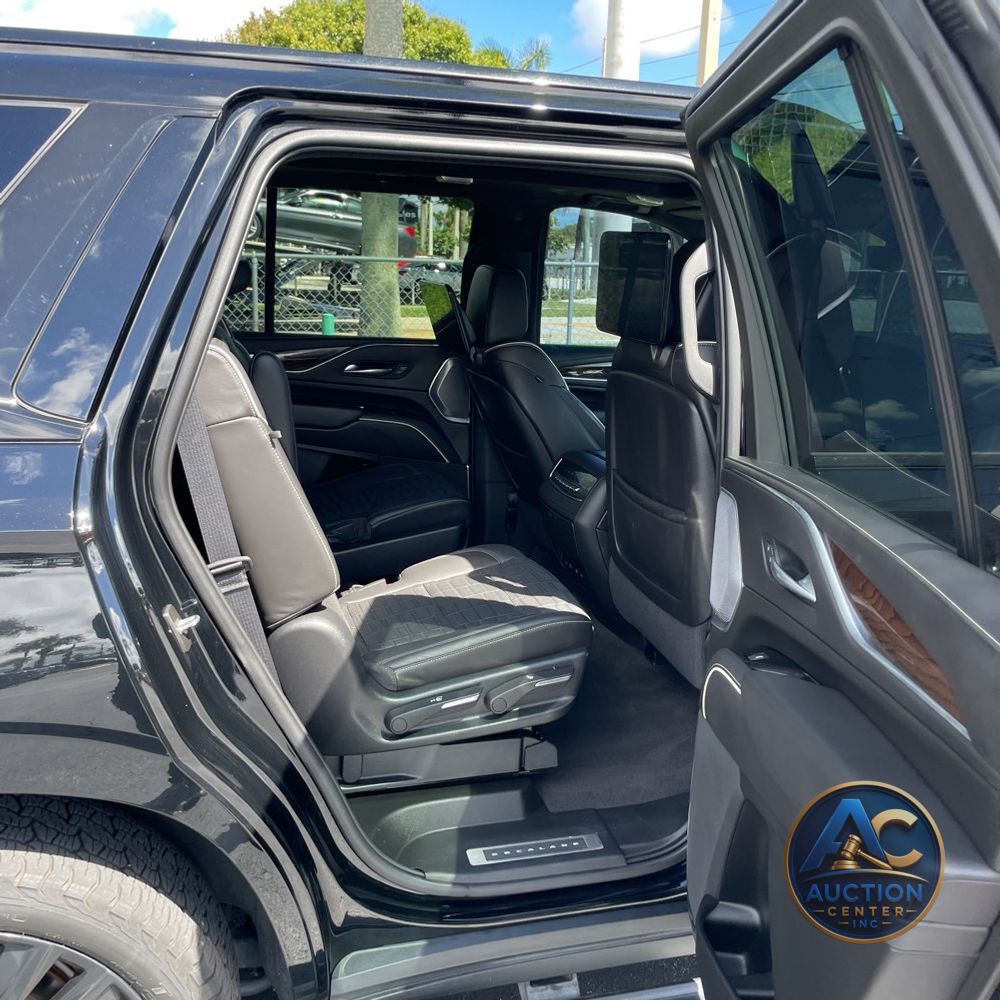 2022 Cadillac Escalade Sport Platinum
