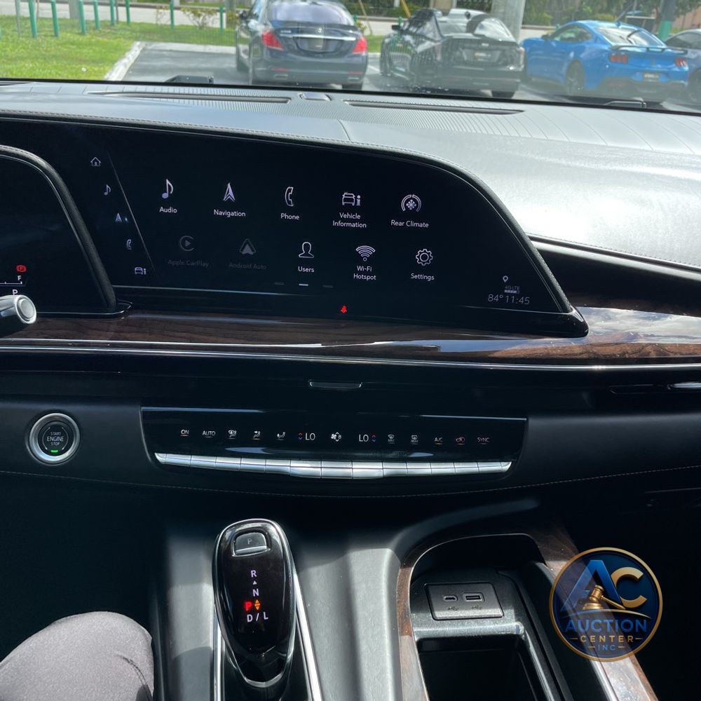 2022 Cadillac Escalade Sport Platinum