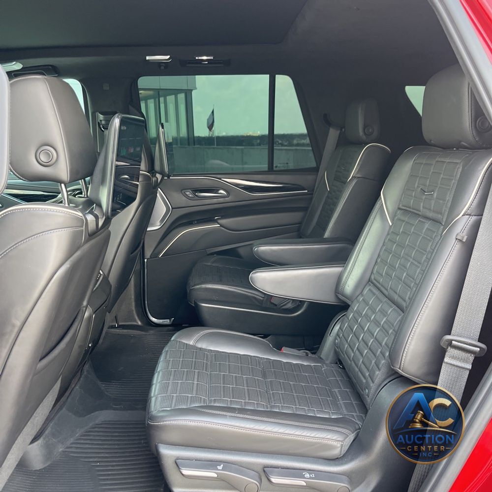 2023 Cadillac Escalade-V Base