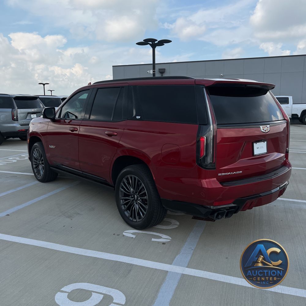 2023 Cadillac Escalade-V Base