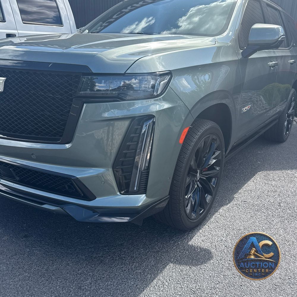 2023 Cadillac Escalade-V Base