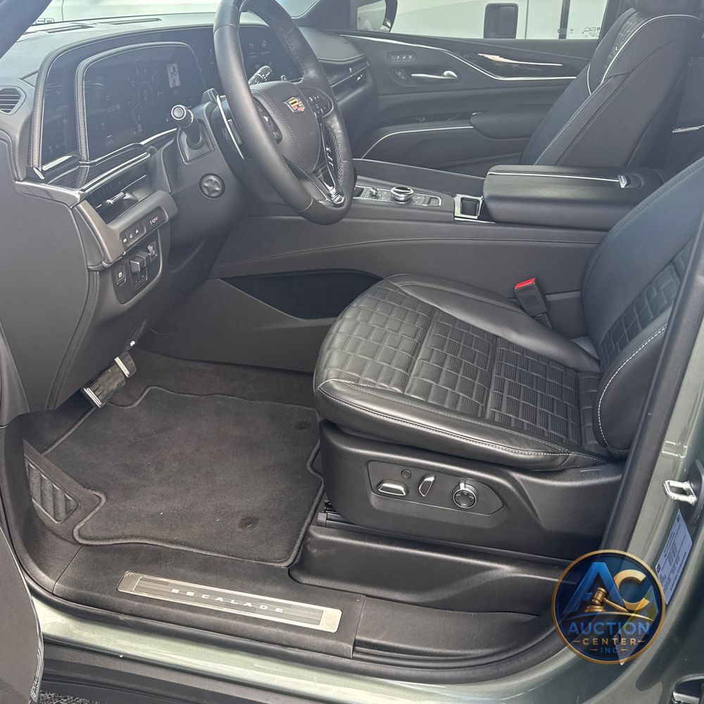 2023 Cadillac Escalade-V Base
