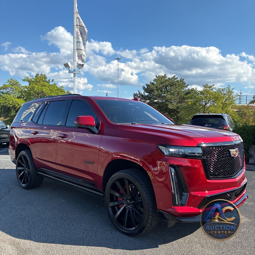 2023 Cadillac Escalade-V Base