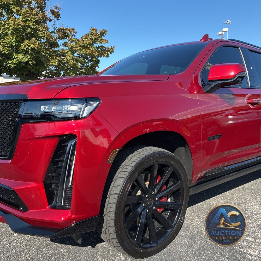 2023 Cadillac Escalade-V Base