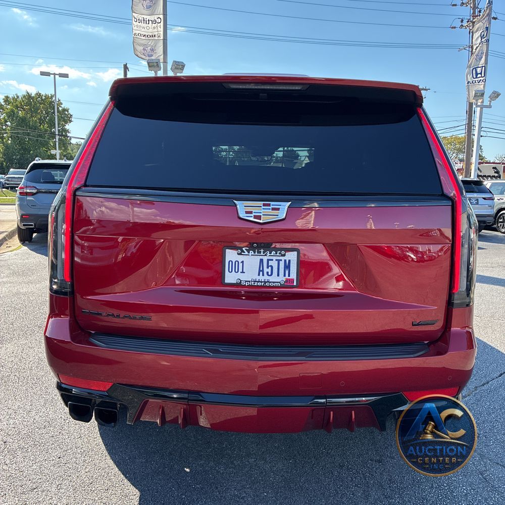 2023 Cadillac Escalade-V Base