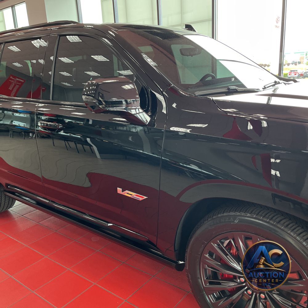 2023 Cadillac Escalade-V Base