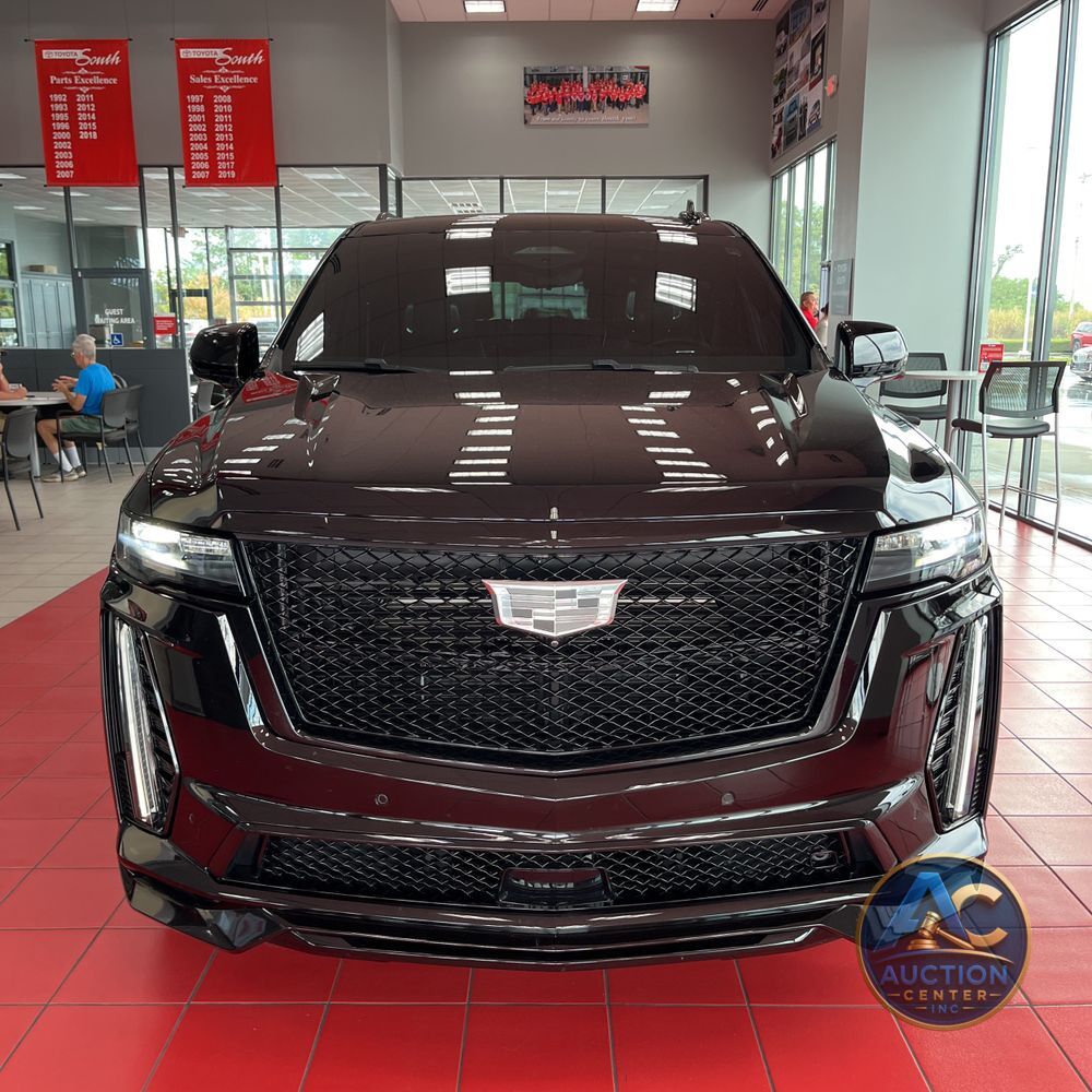 2023 Cadillac Escalade-V Base