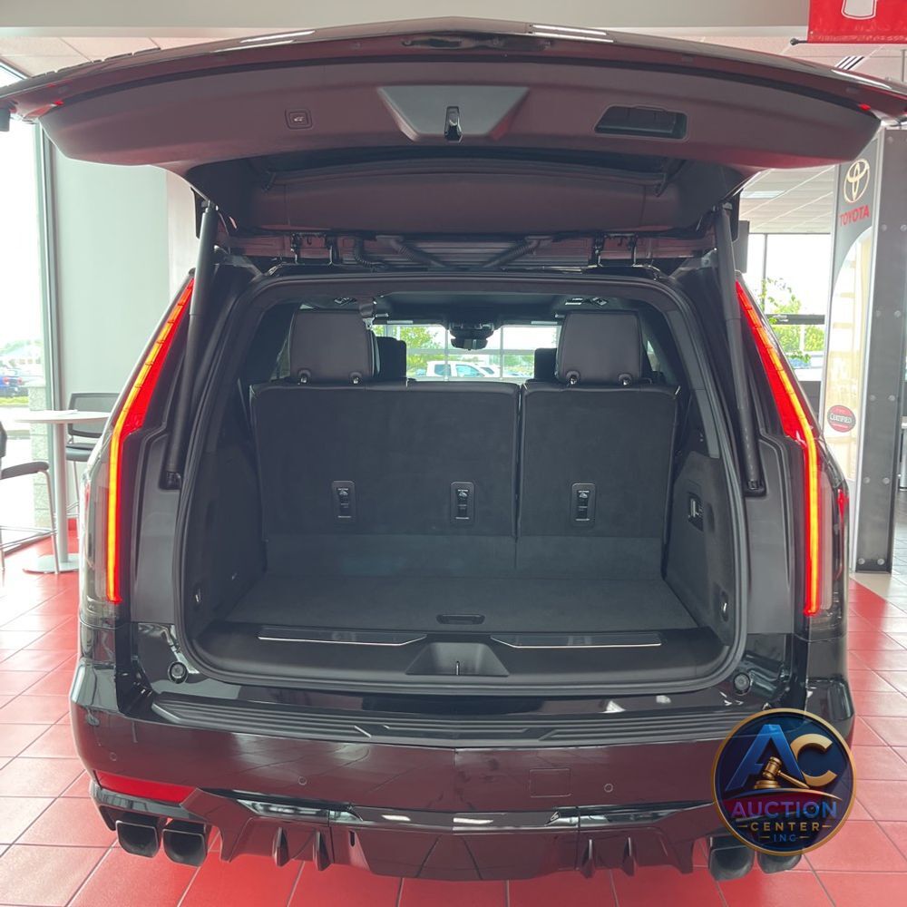 2023 Cadillac Escalade-V Base