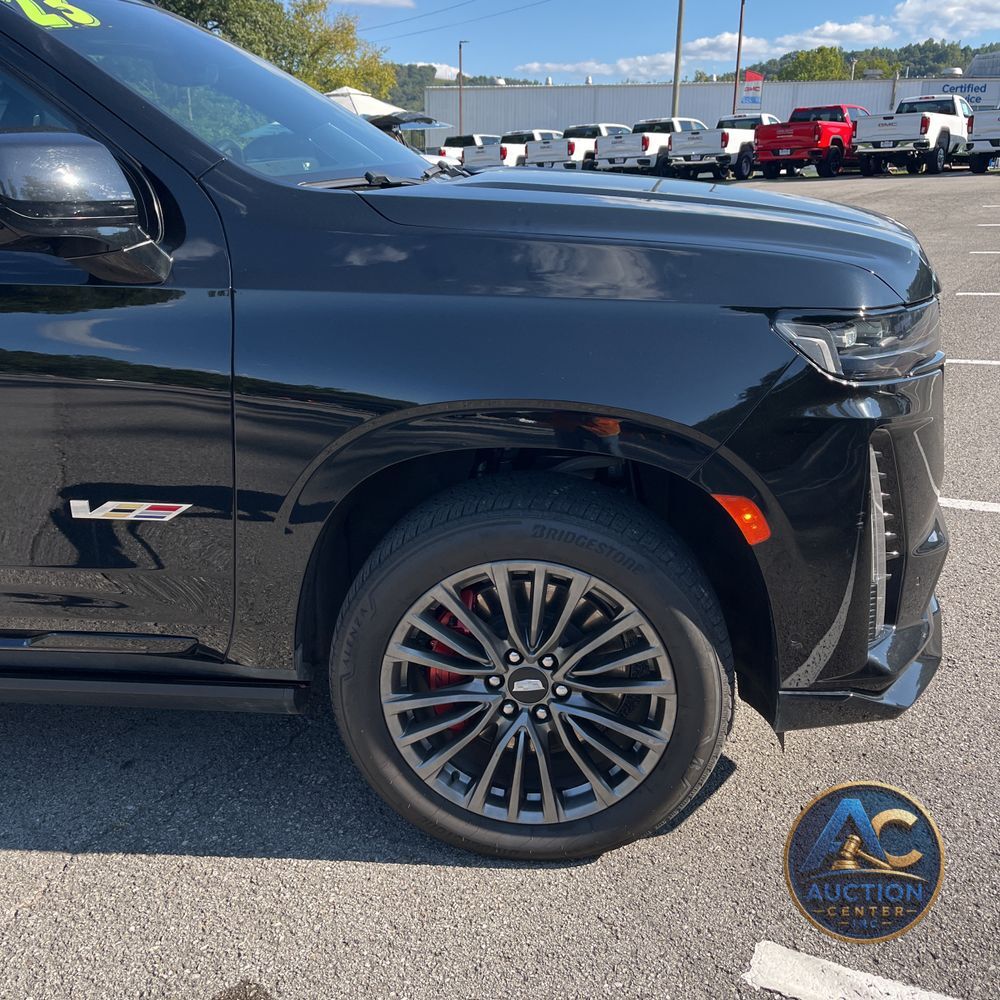 2023 Cadillac Escalade-V Base