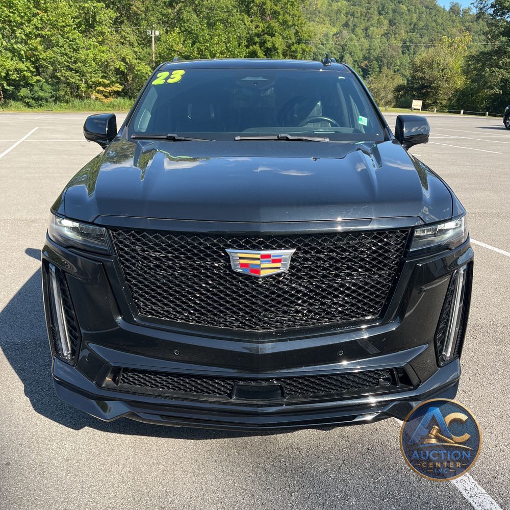 2023 Cadillac Escalade-V Base