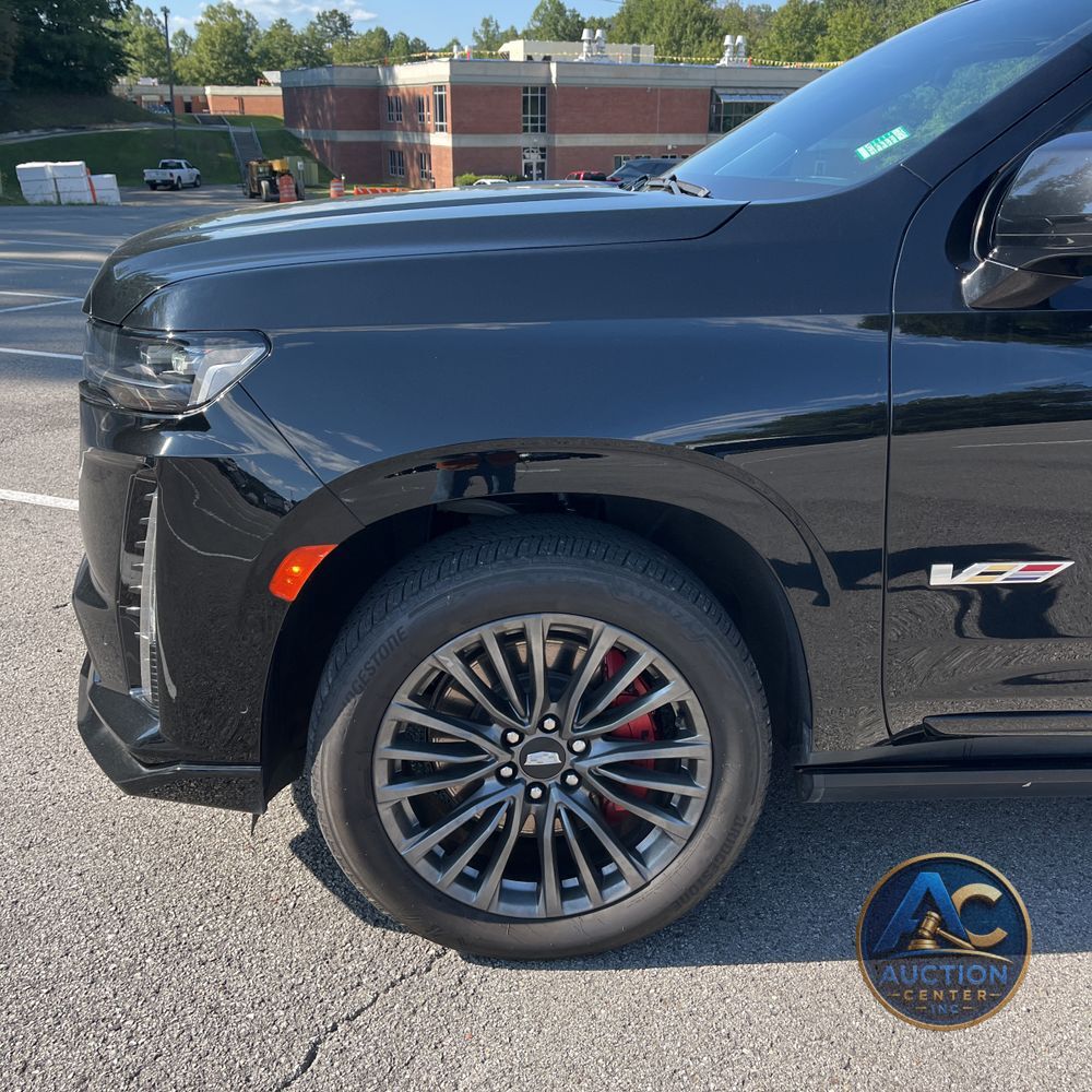 2023 Cadillac Escalade-V Base