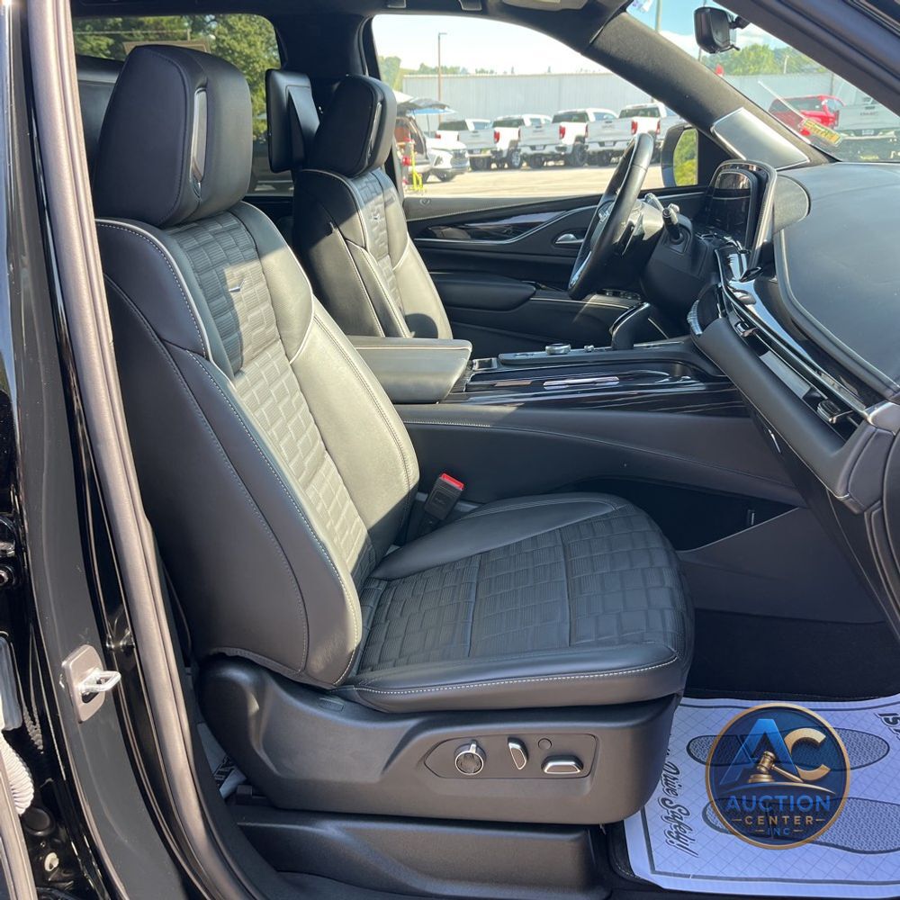 2023 Cadillac Escalade-V Base