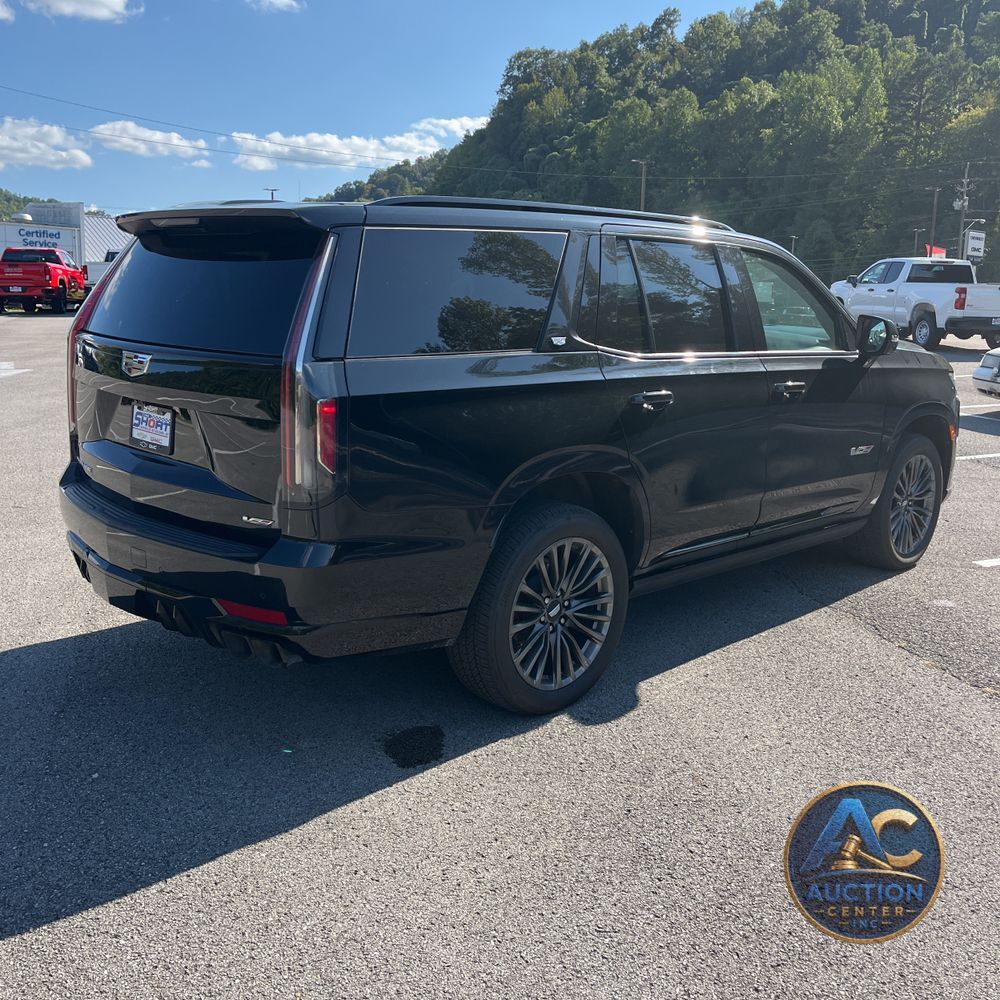 2023 Cadillac Escalade-V Base