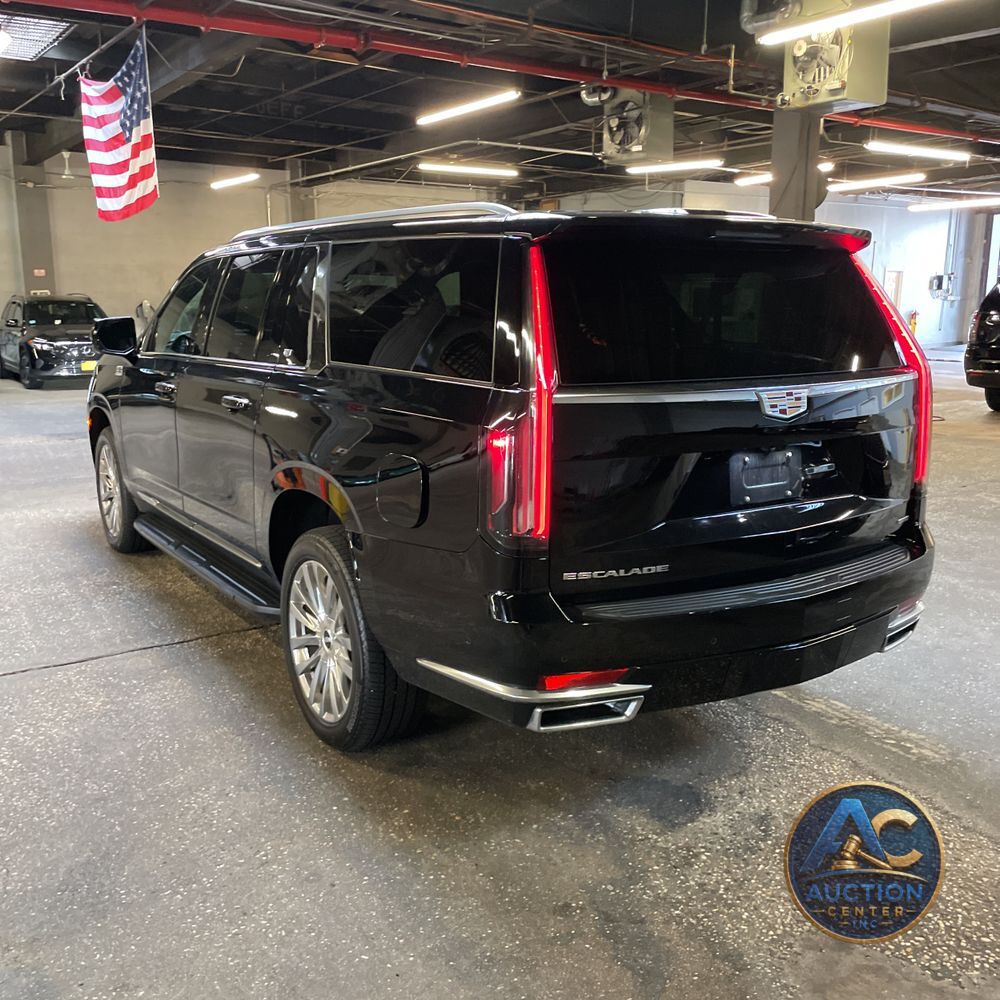 2023 Cadillac Escalade ESV Premium Luxury
