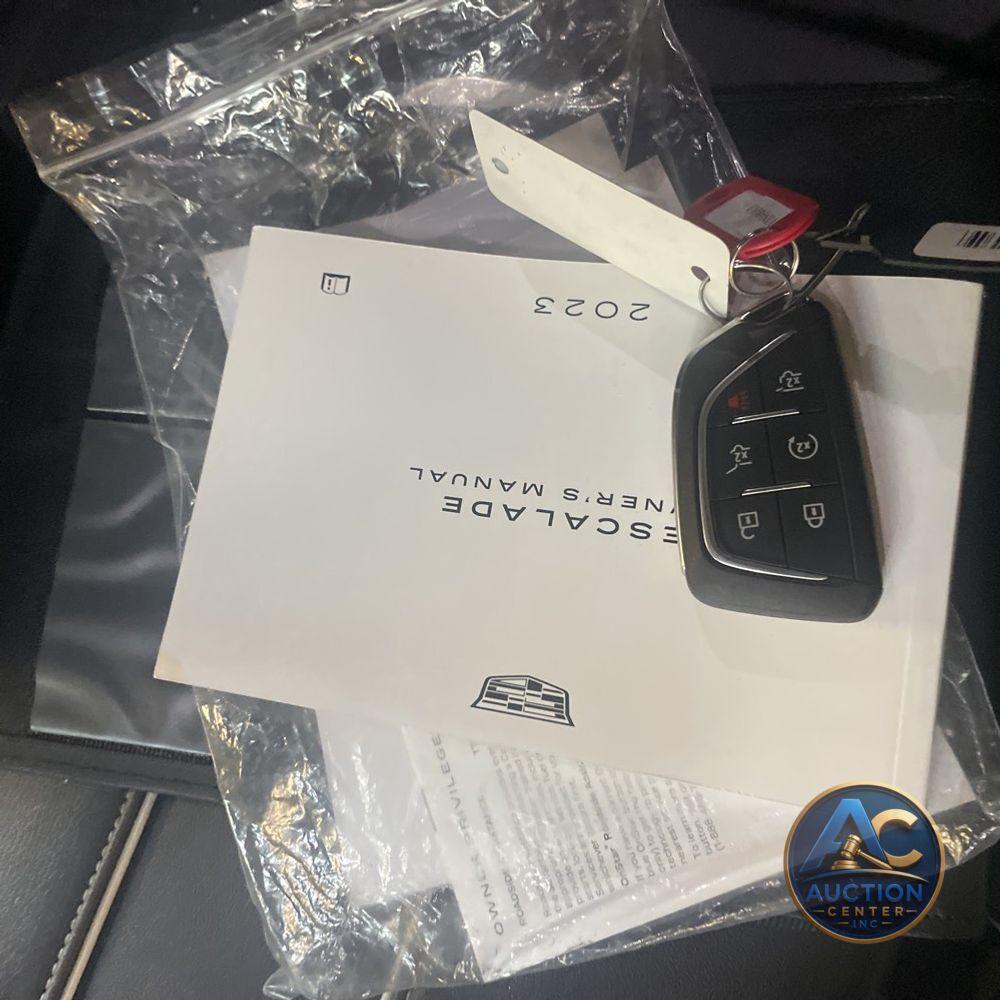 2023 Cadillac Escalade ESV Premium Luxury