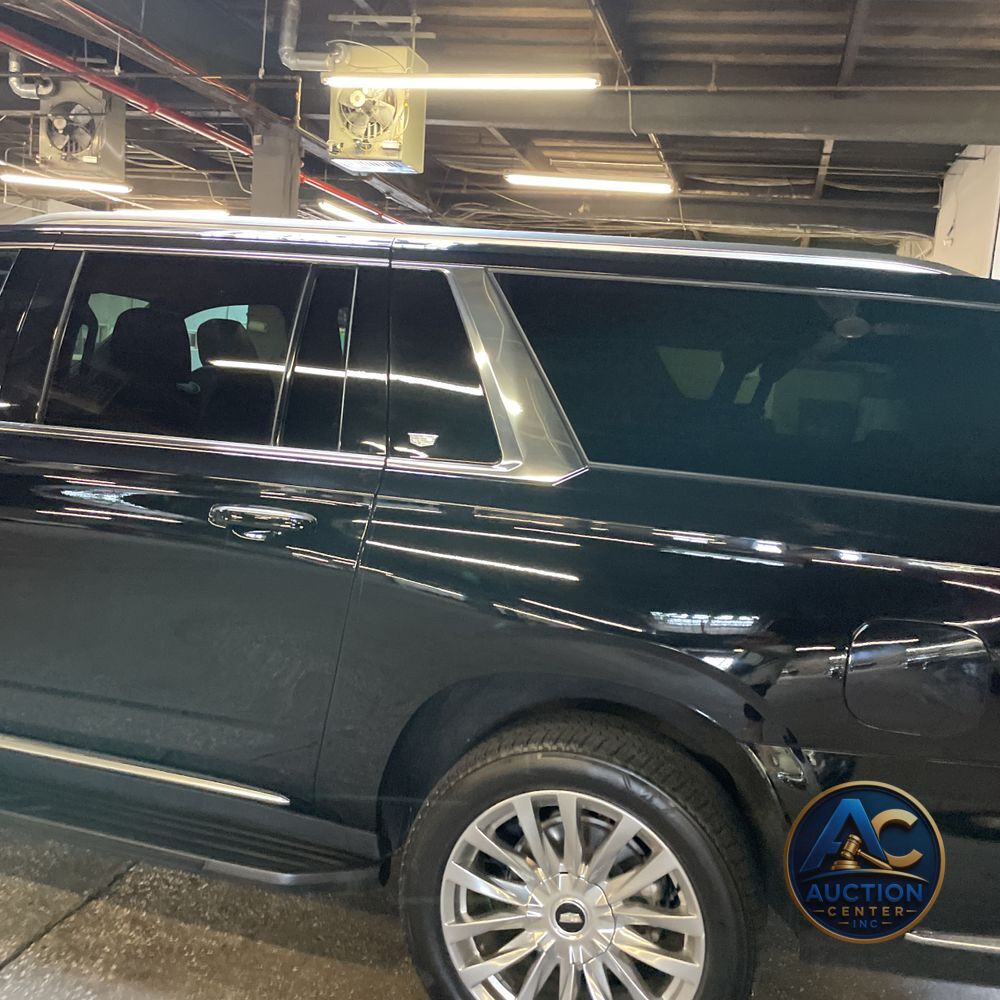 2023 Cadillac Escalade ESV Premium Luxury