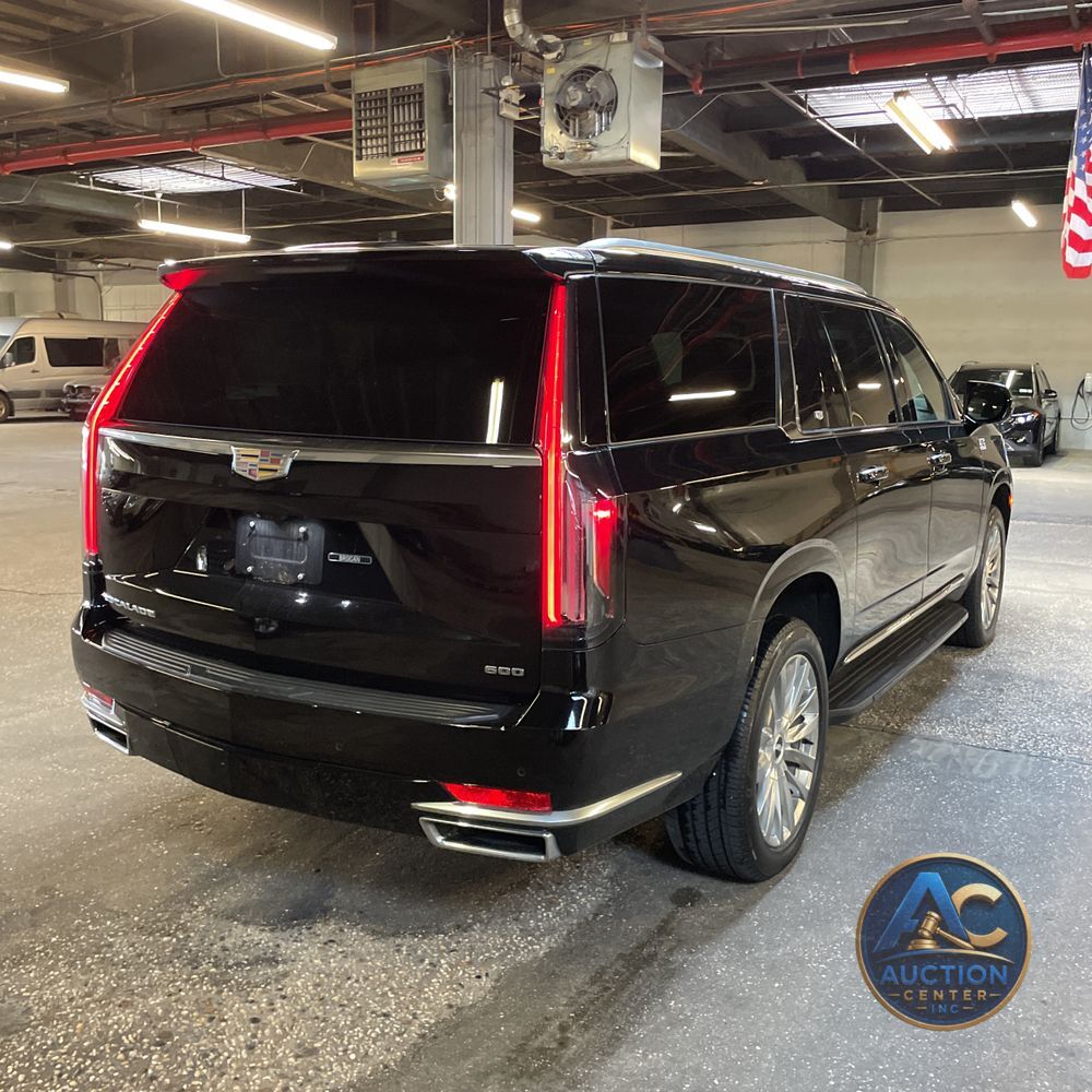 2023 Cadillac Escalade ESV Premium Luxury