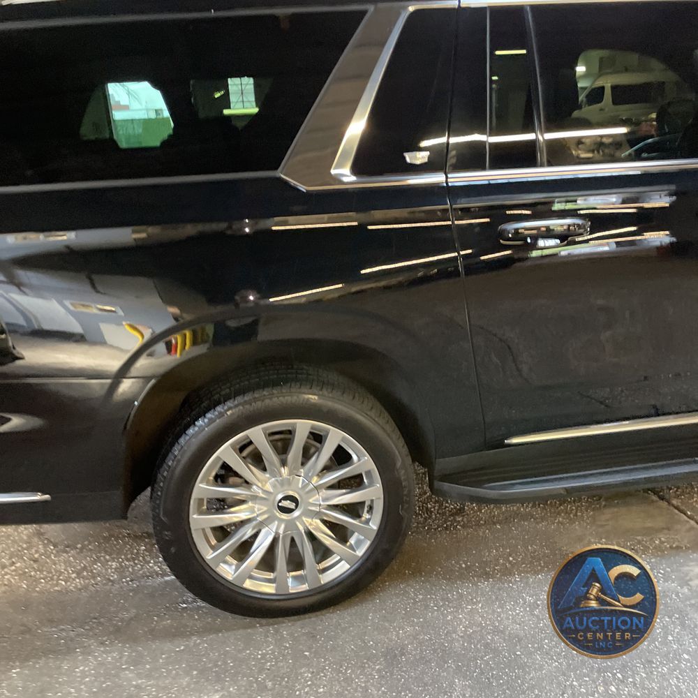 2023 Cadillac Escalade ESV Premium Luxury