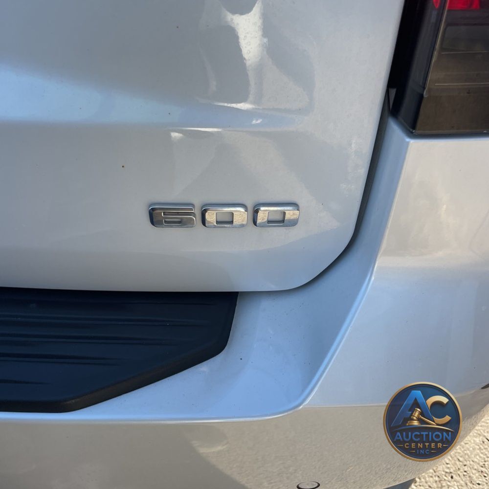 2024 Cadillac Escalade ESV Premium Luxury