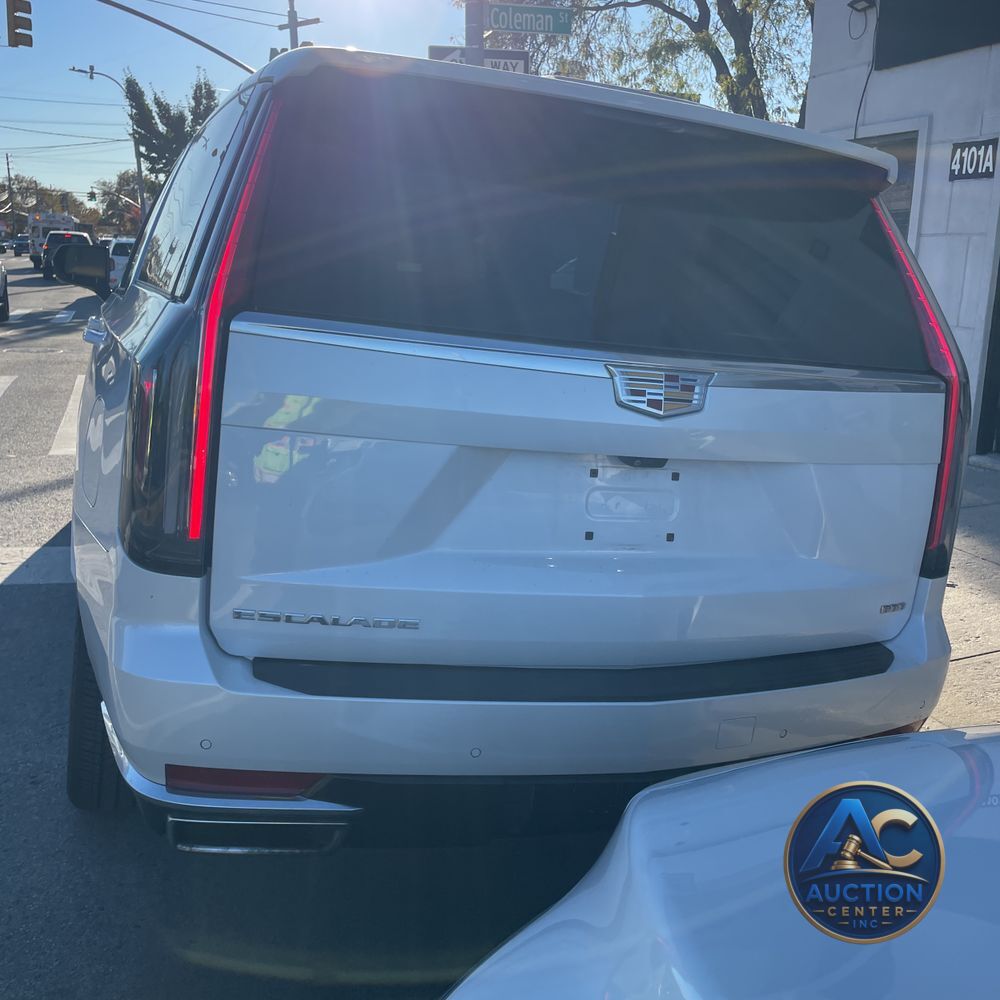 2024 Cadillac Escalade ESV Premium Luxury