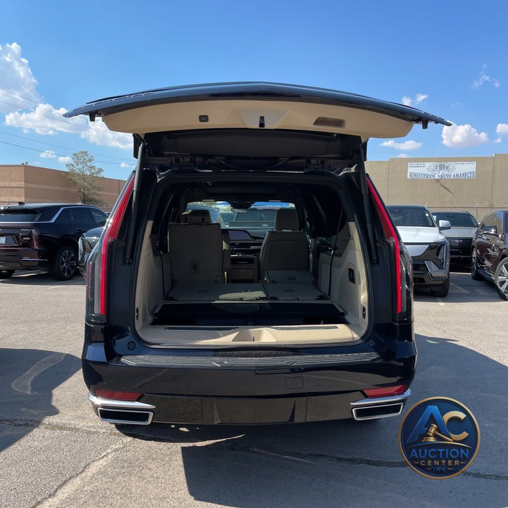 2022 Cadillac Escalade Premium Luxury
