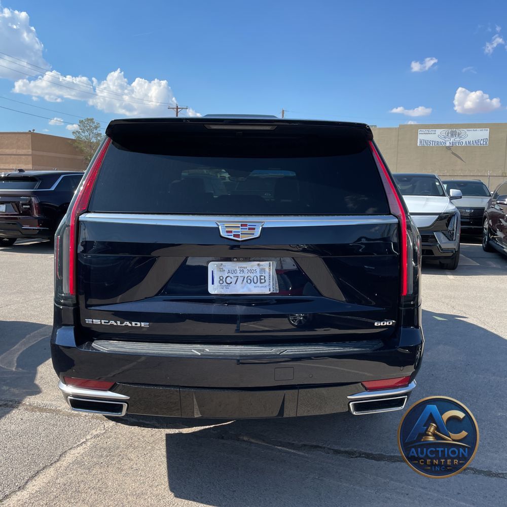 2022 Cadillac Escalade Premium Luxury
