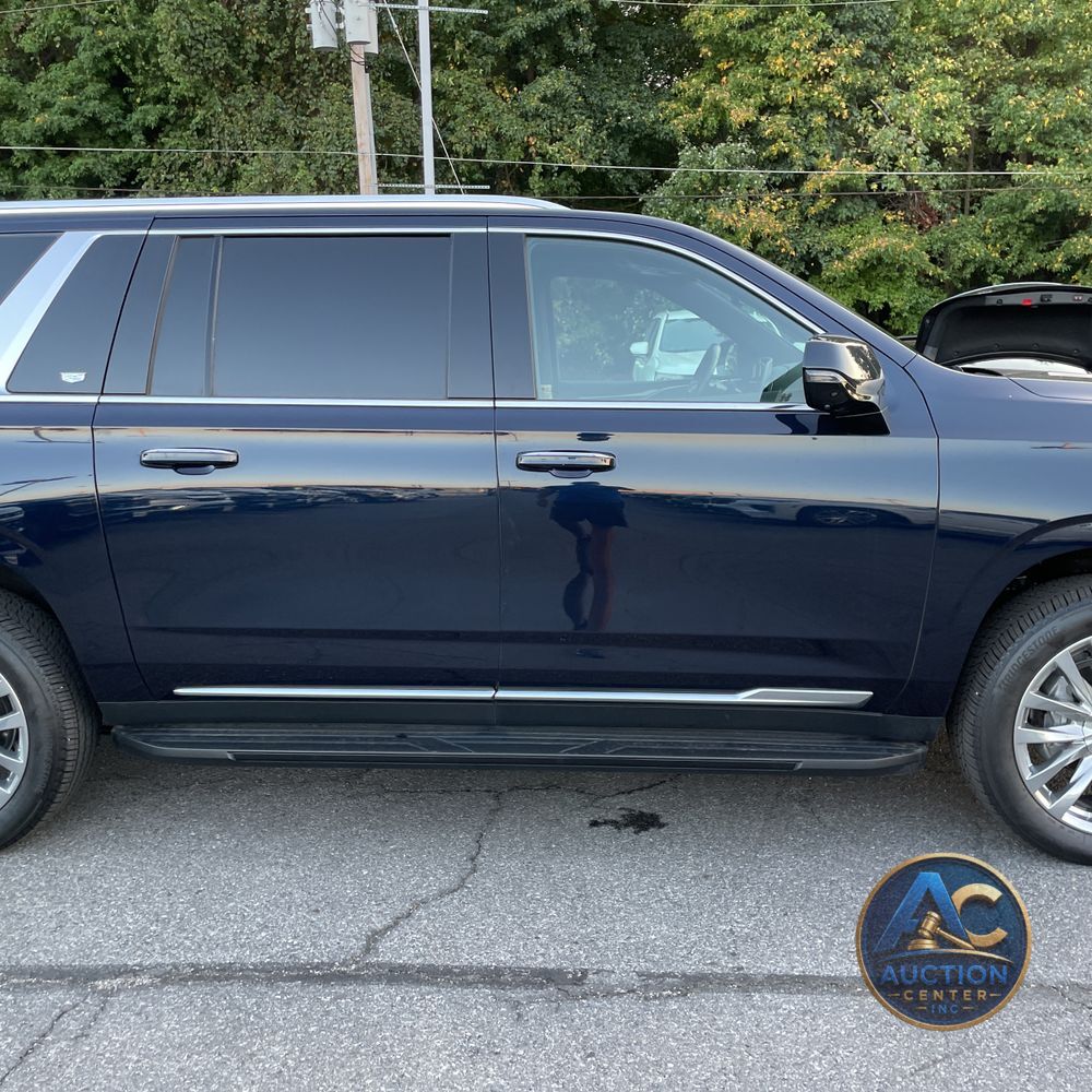 2024 Cadillac Escalade ESV Premium Luxury